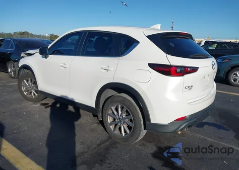2022 Mazda Cx-5 2.5 S z USA, uszkodzony, nr VIN JM3KFBAMXN0575936
